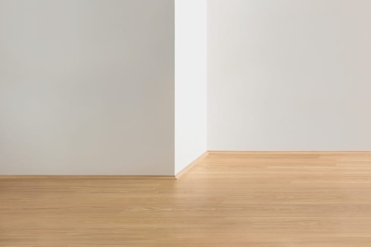 Contre plinthe pour parquet Quick-Step - 3017 - Chêne blanc neige extra mat - 17 x 17 x 24